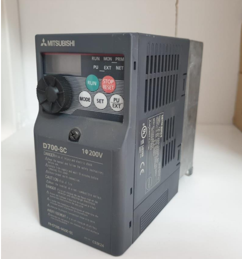 FR-D720S-042SC-EC D700-SC